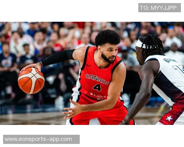 贾马尔穆雷半场表现出色9中4贡献11分2板7助攻2抢断展现全面能力