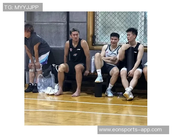 四川男篮今日顺利完成体测每天安排四个队伍从早到晚进行训练